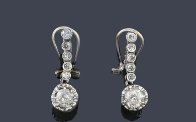 Long earrings with antique-cut diamonds of approx. 1.10