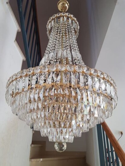 Lujosa Lámpara de Diseño con Lágrimas de Cristal Chandelier - 12 Focos de Luz - Ceiling lamp (1) - Araña - Estilo Victoriana