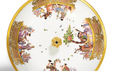 Meissen | TERRINE LID WITH FINE CHINOISERIES ON THE OCCASION OF NEW YEAR'S