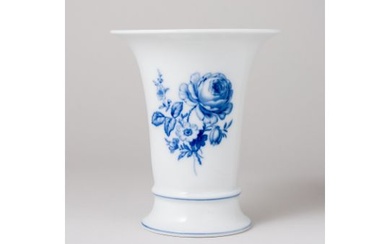 Meissen Vase Blaue Blume 3. Wahl nach 1934