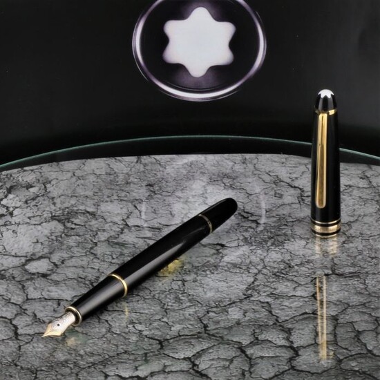 Montblanc - Fountain pen - Meisterstuck 144 - Black 14K Gold Nib 4810 - Polished & Cleansed New Conditionof 1