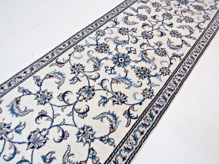 Nain Neu Fein mit Seide Top Qualität - Carpet - 290 cm - 76 cm