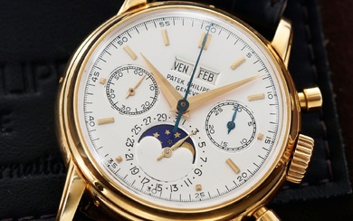 Patek Philippe '3rd Series', Reference 2499 | A yellow gold...