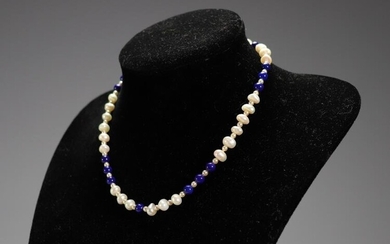Pearl necklace set in gold (14k) (18.2 gr)