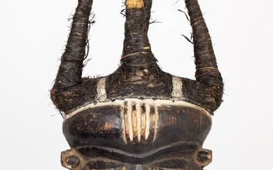 Pende mask - Pende - DR Congo