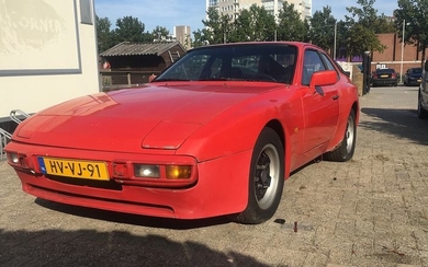 Porsche - 944 coupe - 1983