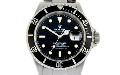 ROLEX - an Oyster Perpetual Submariner bracelet watch. Circa 1991. Stainless steel case with