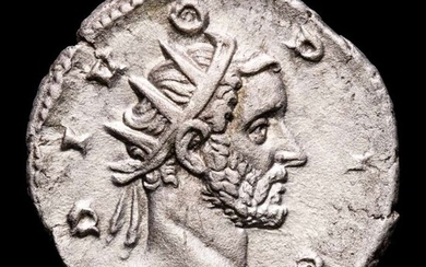 Roman Empire. Divus Antoninus Pius (+161), under Trajan Decius. AR Antoninianus,Rome. CONSECRATIO lighted altar. Restitution Conmemorative issue.