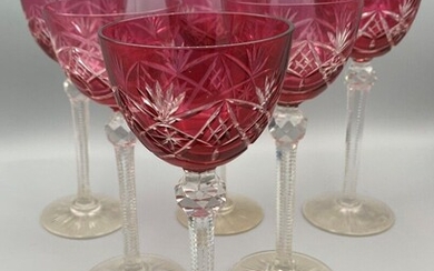 SAINT-LOUIS - 6 verres à vin du Rhin en cristal taillé rose H : 19,5...