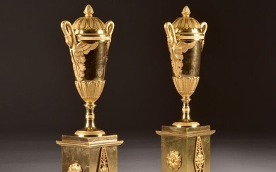 Set of French bronze-plated cassolettes / candlesticks, decorated with swans (2) - Empire - Bronze, Ormolu - Early 19th century