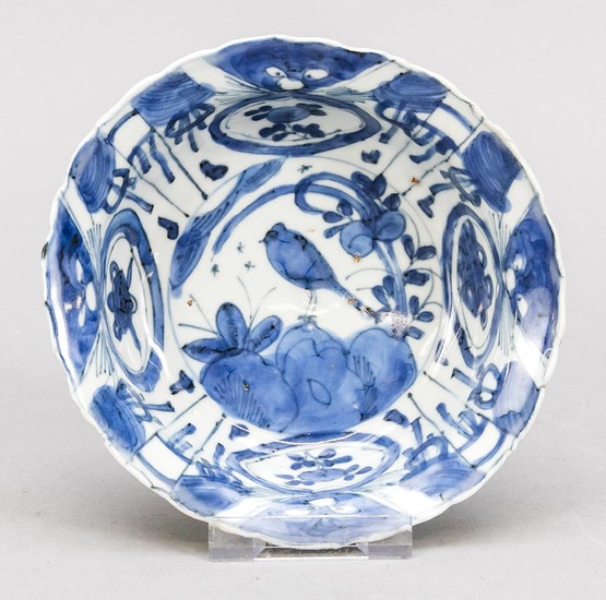 Small, deep bowl. China, 16./17. Century (Wanli). Slightly...