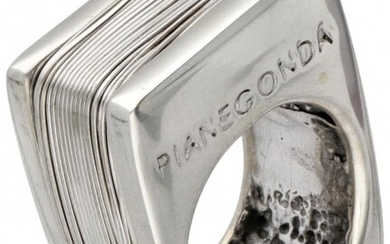 Sterling zilveren Pianegonda design ring.