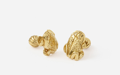 Tony Duquette Gold frog cufflinks