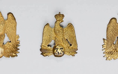 Trois plaques de shako d'officier : deux Présidence à l'aigle des 6e et 25e régiments...