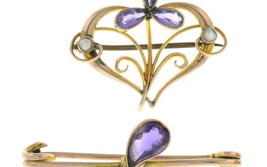 Two early 20th century 9ct gold amethyst and split pearl brooches.