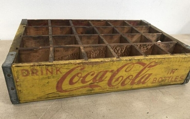Vintage Coca Cola Wooden Bottel Crate