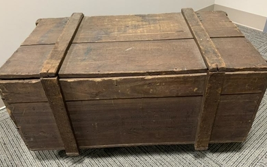 WOODEN CHEST ATTRIBUTED TO LEONARD WOOD