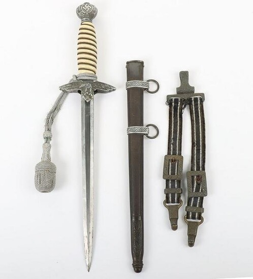 WW2 German Luftwaffe 2nd Pattern Officers Dress Dagger by Alcoso Solingen with Portepee and Deluxe
