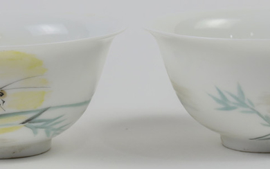 (lot of 2) A Pair of Chinese Porcelain Bowls Painted With Bamboo and Cricket