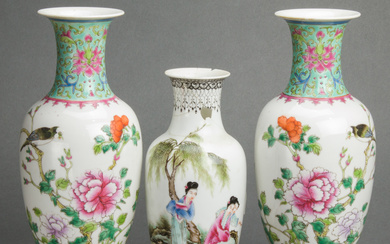 (lot of 3) Chinese famille rose vases