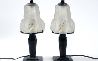 pair of Degué signed Art Deco lamps in w
