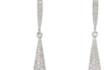 Gübelin, A Pair of Diamond Earrings