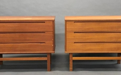 2 HJN Mobler dressers, 20th century.