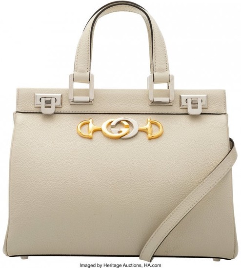 58050: Gucci White Leather Small Zumi Bag Condition: 2