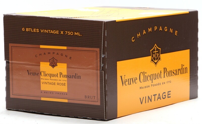 6 bts. Champagne Vintage Rosé, Veuve Clicquot Ponsardin 2008 A (hf/in). Oc.