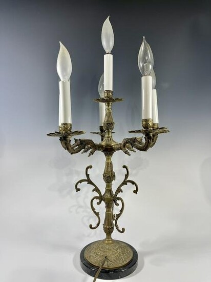 A FINE FRENCH MARBLE & BRASS CANDELABRA TABLE LAMP