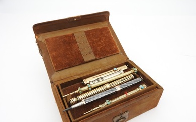 A GROUP OF SIX PROPELLING PENCILS, the lot comprised of a go...