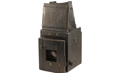 A Large Thornton Pickard Professional Reflex Camera.