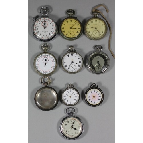 A Military issue stop watch, Broad Arrow, T.P., 1/10, 3103/6...