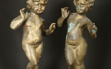 A PAIR OF TWO BRONZE SCULPTURE OF PUTTI
