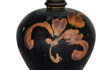 A RUSSET-PAINTED BLACK-GLAZED MEIPING SONG DYNASTY | 宋 黑釉鐵鏽花梅瓶