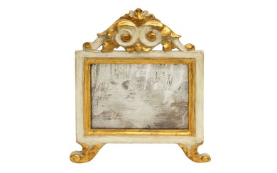 A SMALL ITALIAN BAROQUE STYLE PAINTED AND PARCEL GILT MIRROR