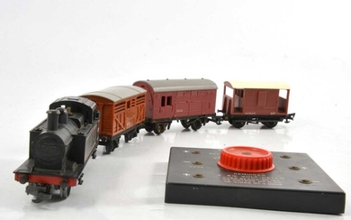 A Triang 00 gauge train set.