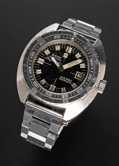 A VERY RARE GENTLEMAN'S STAINLESS STEEL DOXA SUB 300T