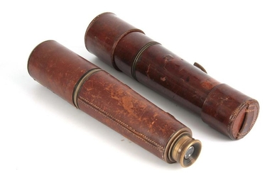 A WWI BRASS LEATHER BOUND TELESCOPE BY R & J BECK