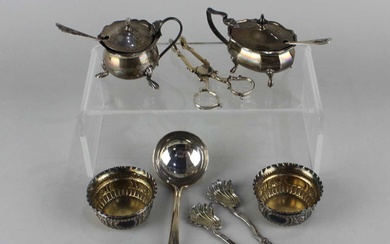A pair of Victorian silver salt cruet dishes