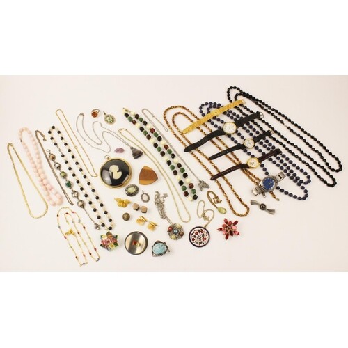 A quantity of lady's vintage costume jewellery and accessori...