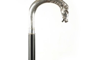 AN EARLY 20TH CENTURY CONTINENTAL SILVER-HANDLED WALKING STI...
