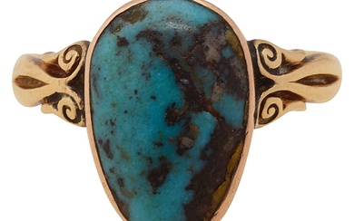 An Edwardian 18ct gold turquoise ring