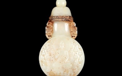 An exquisite white jade Buddha vase with lid, Qing Dynasty, China