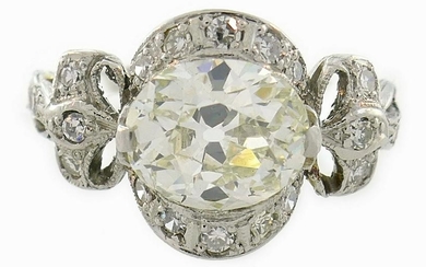 Art Deco Diamond Platinum RING 2.27 cts TW