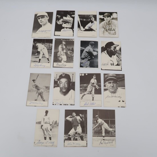 Baseball Autographs - Satchel Paige + 14 Others