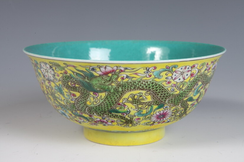 CHINESE FAMILLE JAUNE PORCELAIN BOWL WITH FAMILLE ROSE FLORAL AND...
