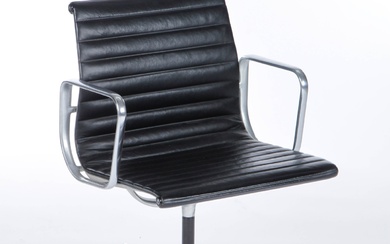 Charles Eames. Office chair, model EA-117