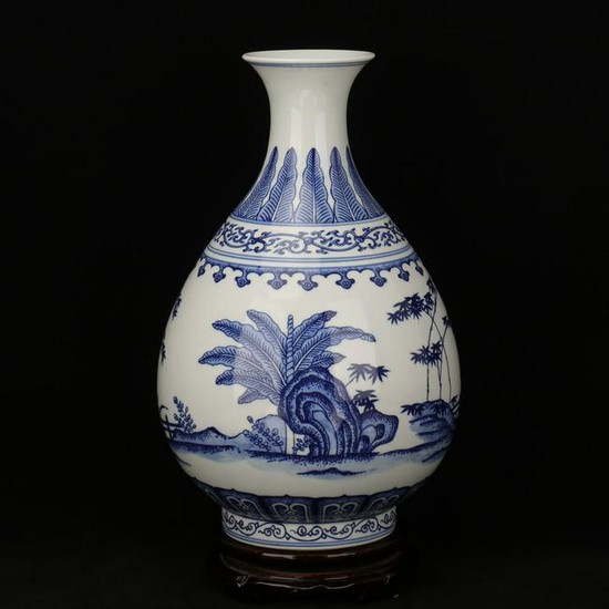 Chinese Blue and White Yuhuchunping Porcelain Vase