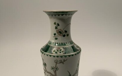 Chinese Famille Rose Birdos Vase